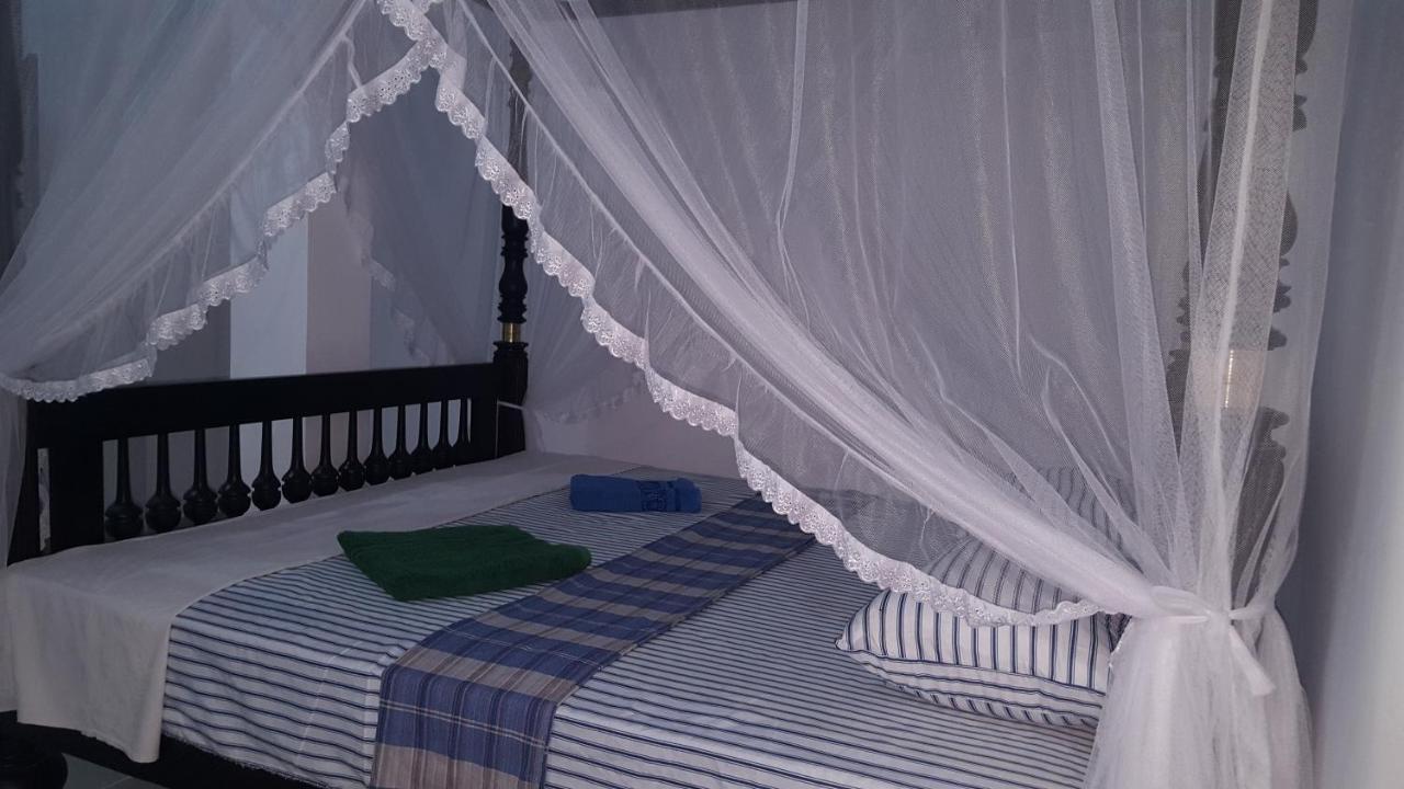 Samudra Guest House Mirissa Exterior foto